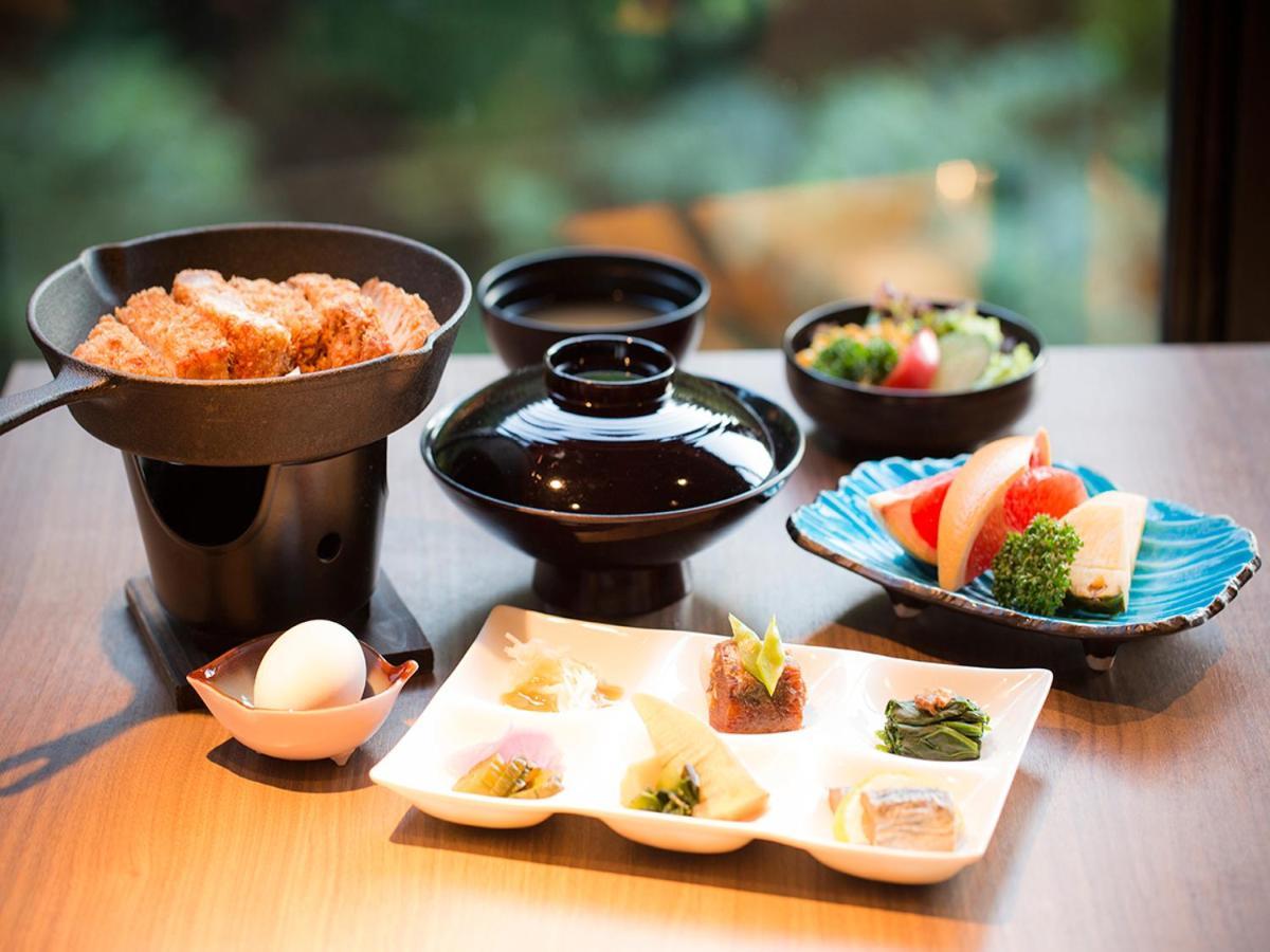 Hotel Aizu Higashiyama Onsen Tsuki No Akari Extérieur photo