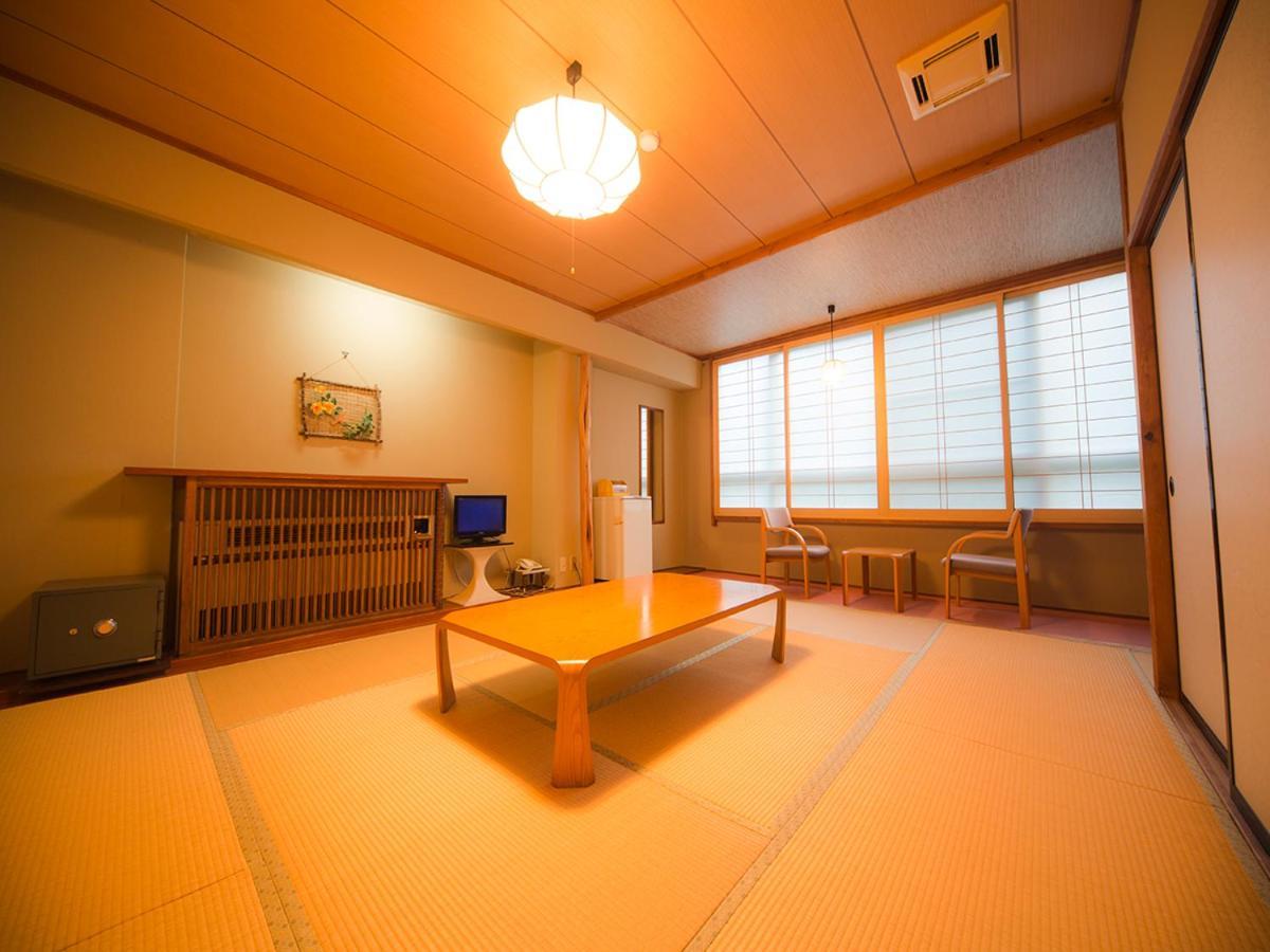 Hotel Aizu Higashiyama Onsen Tsuki No Akari Extérieur photo